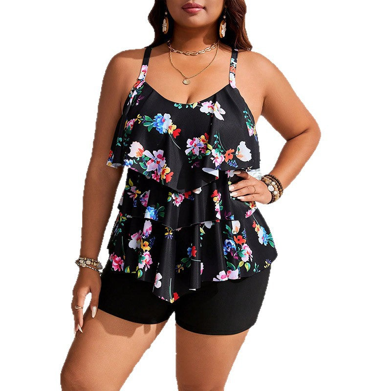 Dame Tankini med voluminöst ruffledesign och shorts Mirla-Eva Jonsson
