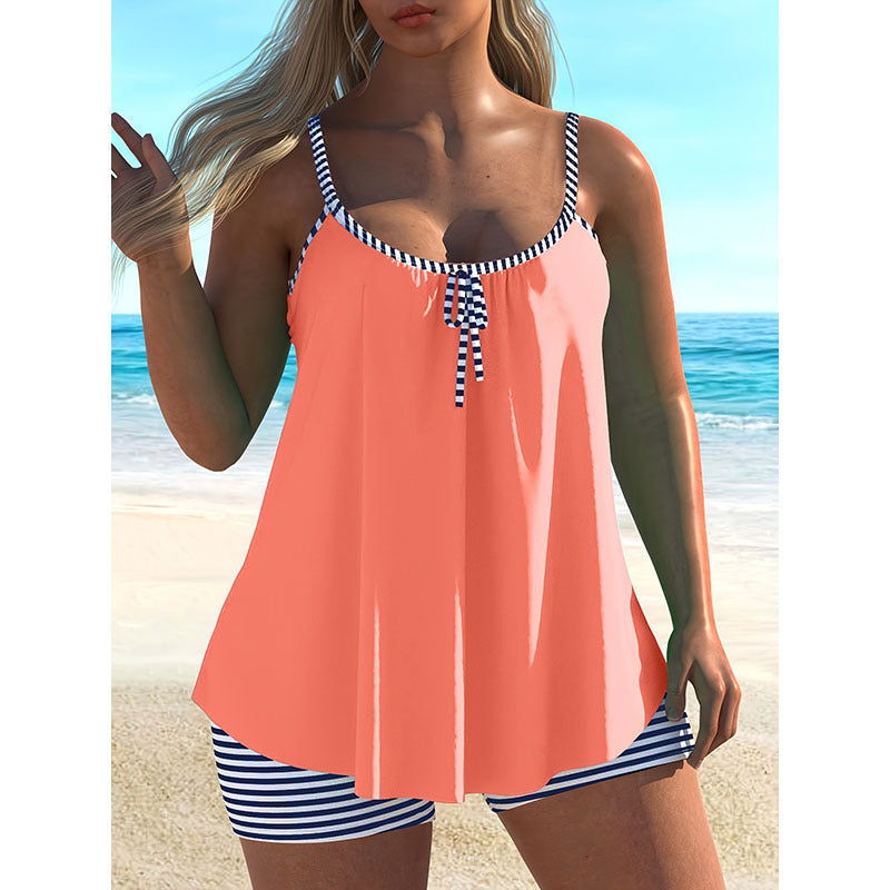 Dame Tankini-set med asymmetrisk topp och randiga shorts Mirla-Eva Jonsson