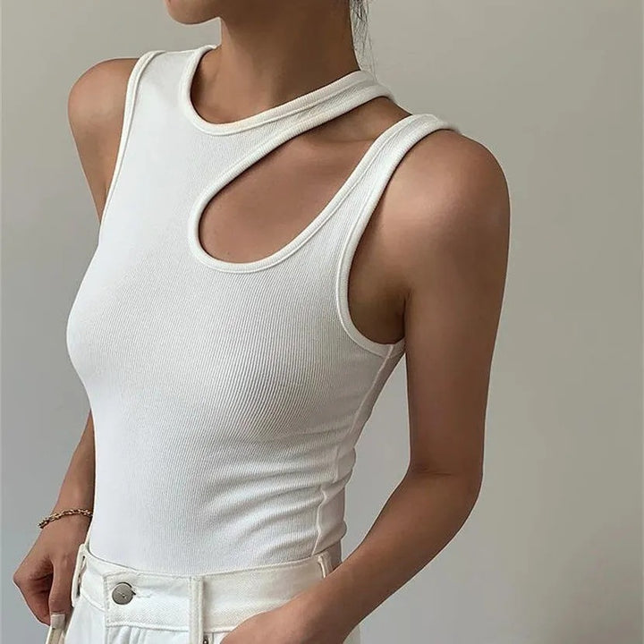 Dame Tanktop med unikt cut-out design och sportig passform Eva Jonsson-Eva Jonsson