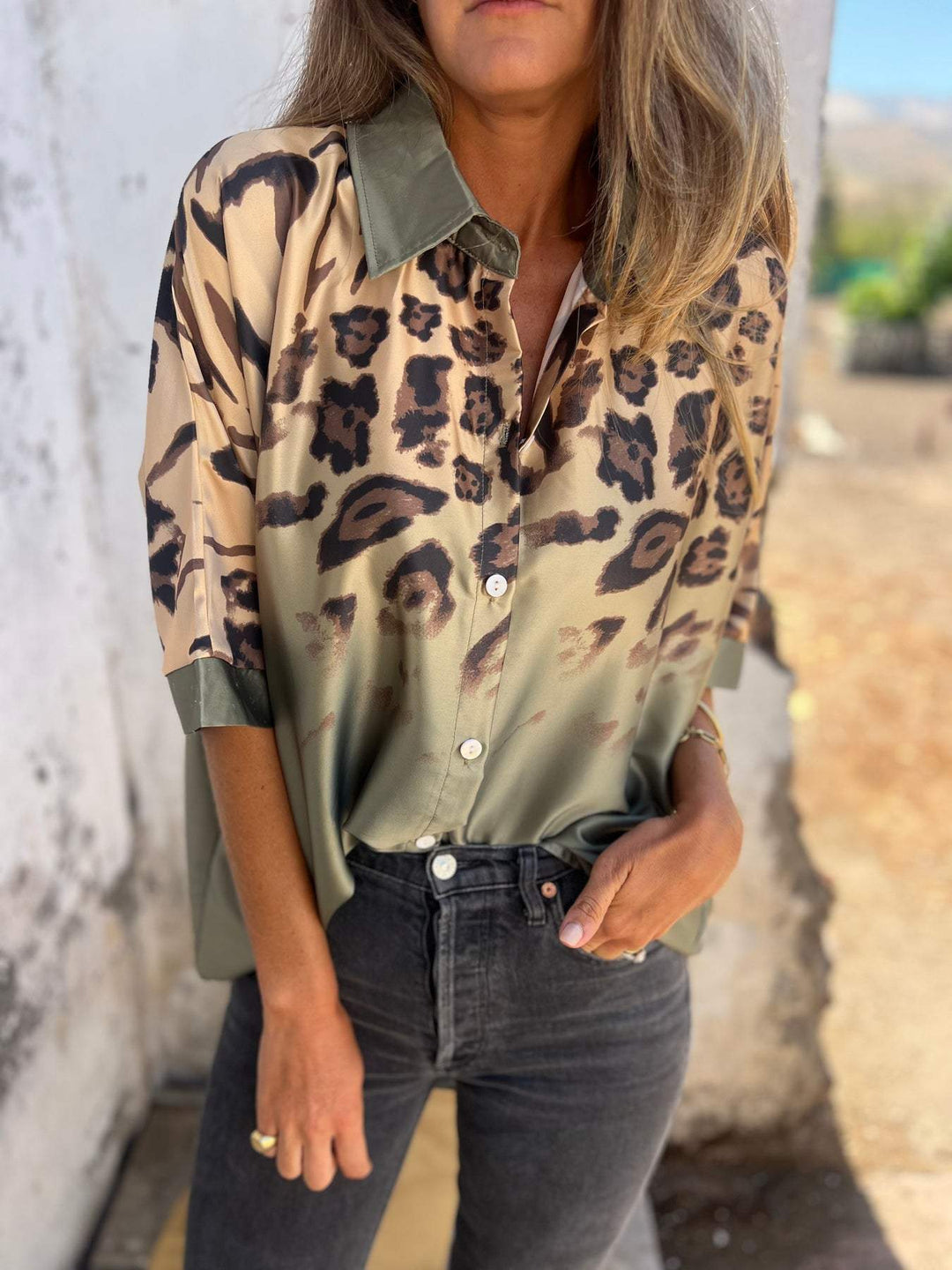Dame Transparent Blus med djurmönster Mirla-Eva Jonsson