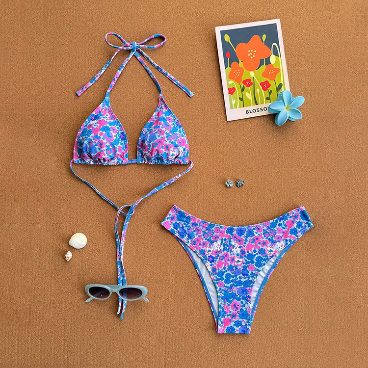 Dame Triangel-Bikini med dekorativa prickar Mirla-Eva Jonsson