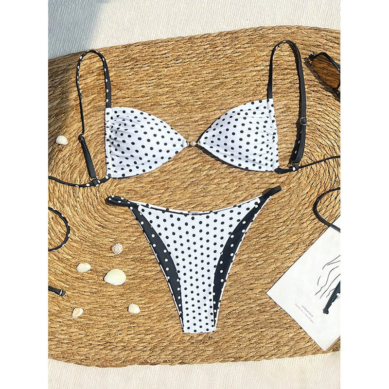 Dame Triangel-Bikini med eleganta accenter och låg skärning Mirla-Eva Jonsson