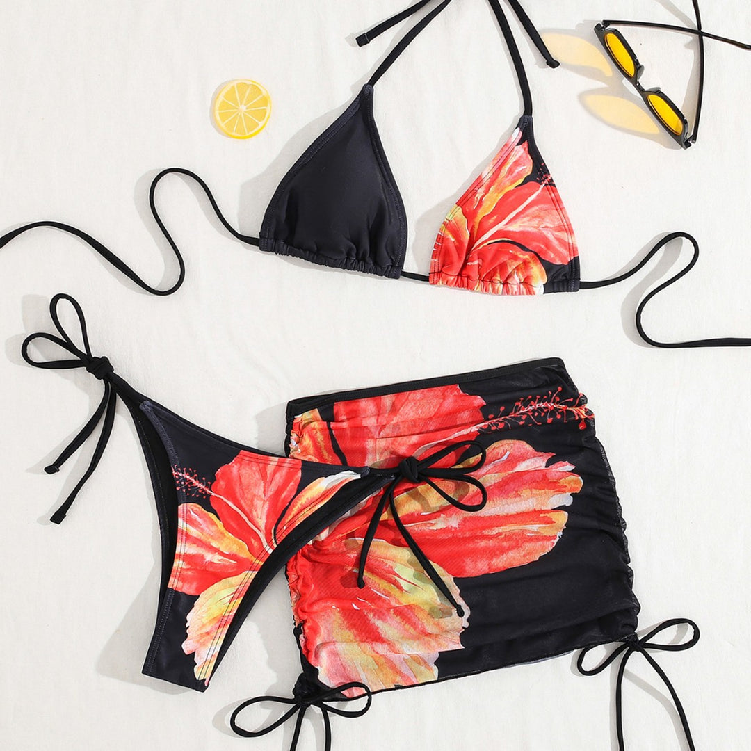 Dame Triangel-Bikini med transparent rockelement och blommönster Mirla-Eva Jonsson