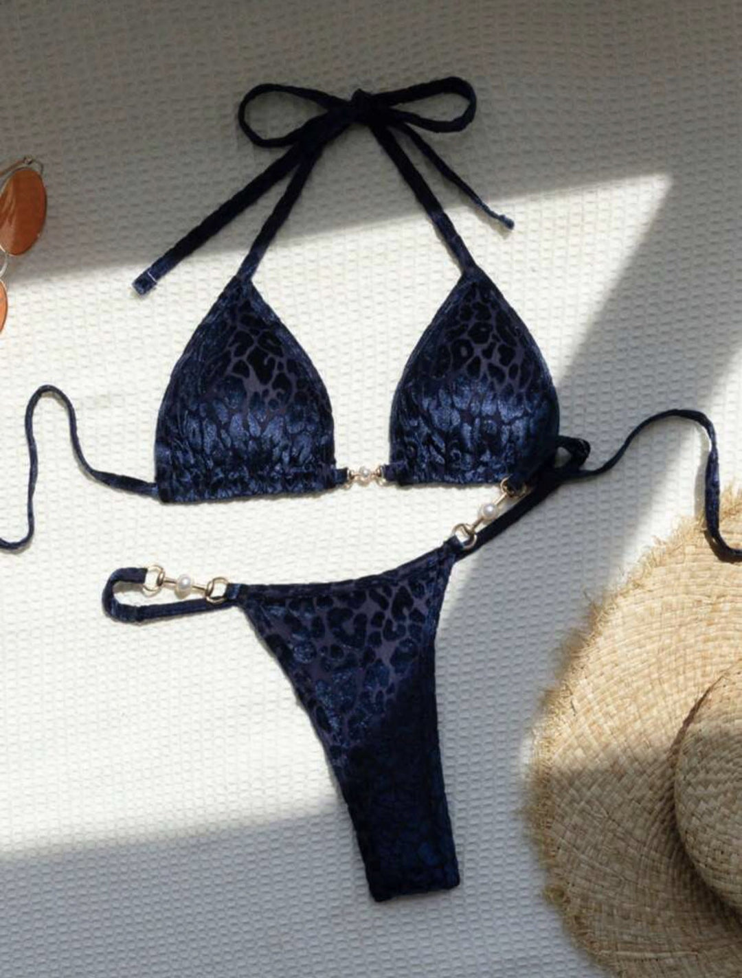 Dame Triangel-Bikini-set med Lyxig Glans och Elegant Leoprandprint Mirla-Eva Jonsson