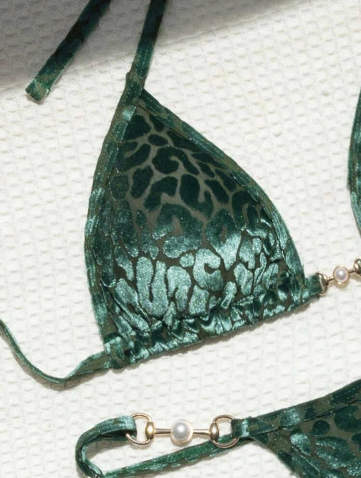 Dame Triangel-Bikini-set med Lyxig Glans och Elegant Leoprandprint Mirla-Eva Jonsson