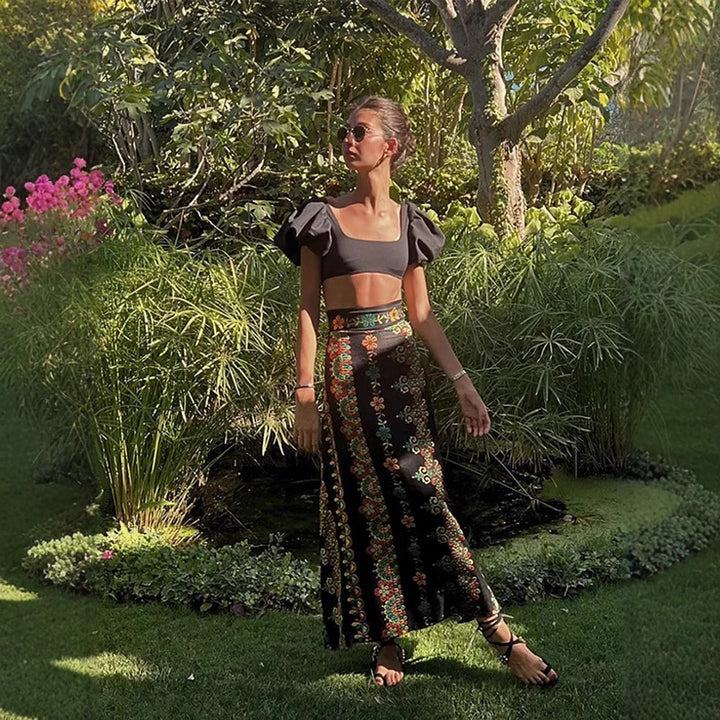 Dame Tvådelat Outfit med kort topp och blommig Maxikjol Mirla-Eva Jonsson