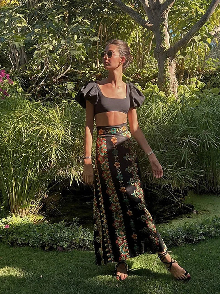 Dame Tvådelat Outfit med kort topp och blommig Maxikjol Mirla-Eva Jonsson