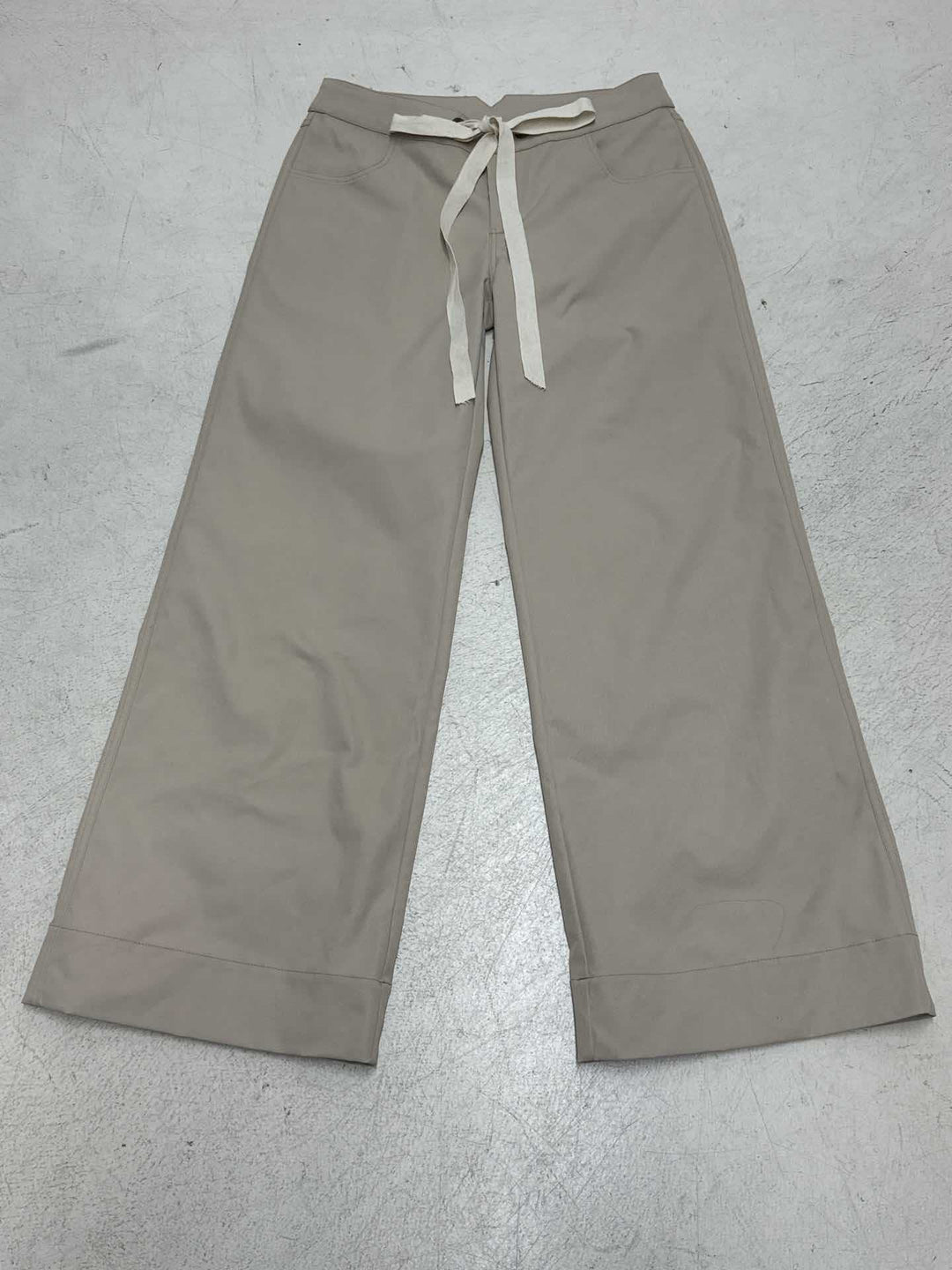 Dame Vida Cargo Pants med hög midja och sidofickor Mirla-Eva Jonsson