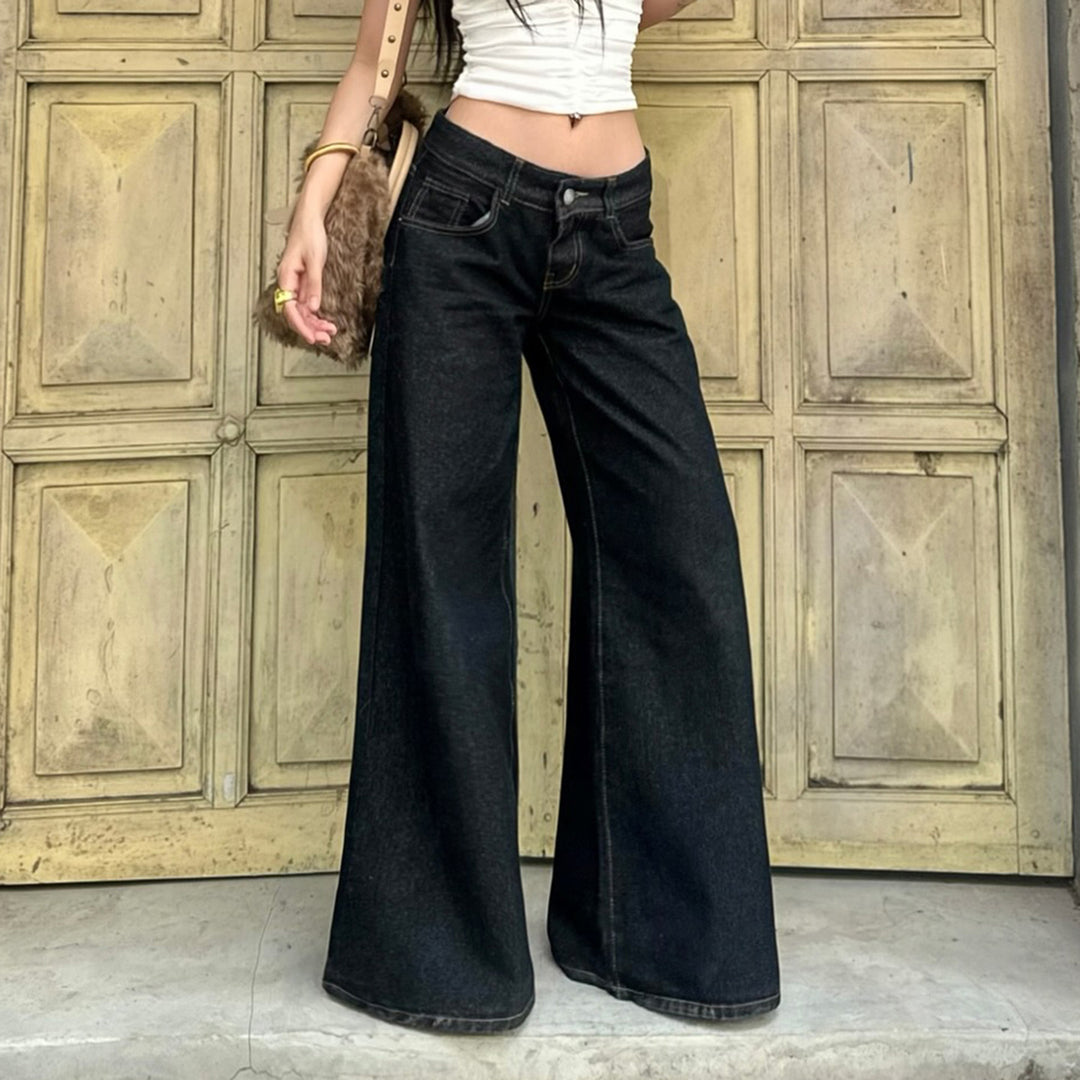 Dame Vida Jeans med hög midja och fransad fåll Mirla-Eva Jonsson