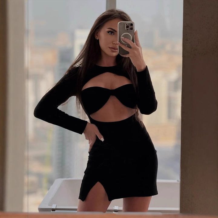 Dame Wickelminikjol med moderna cut-out-detaljer Mirla-Eva Jonsson