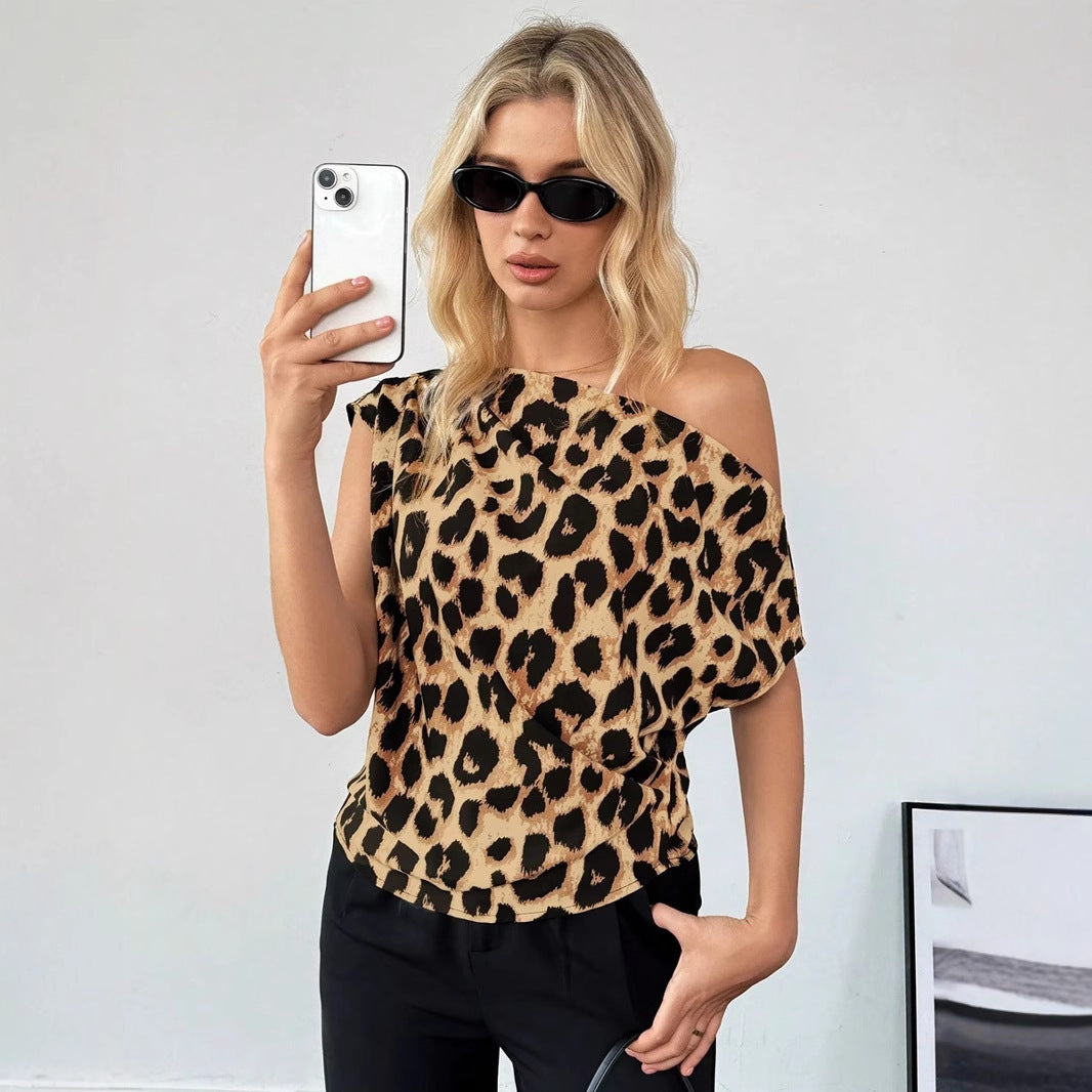 Dame Wrap Top med djurmönster Mirla-Eva Jonsson