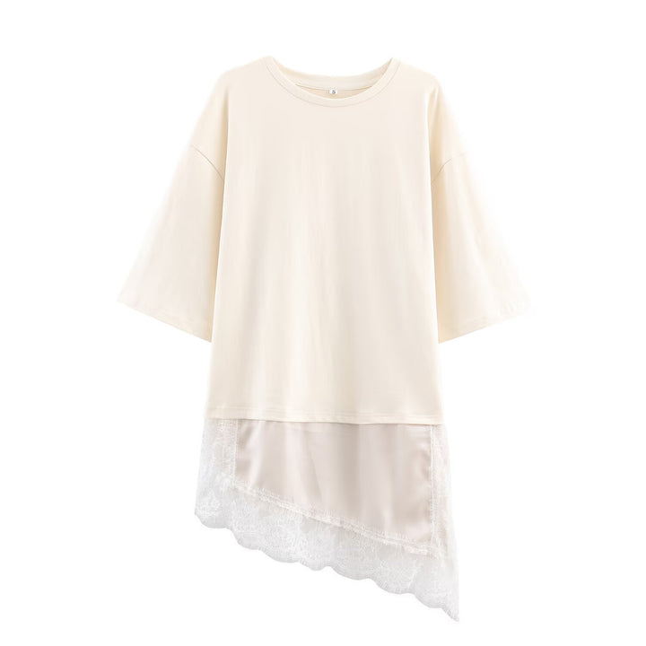 Dame asymmetrisk T-shirt med spetsdetalj Mirla-Eva Jonsson