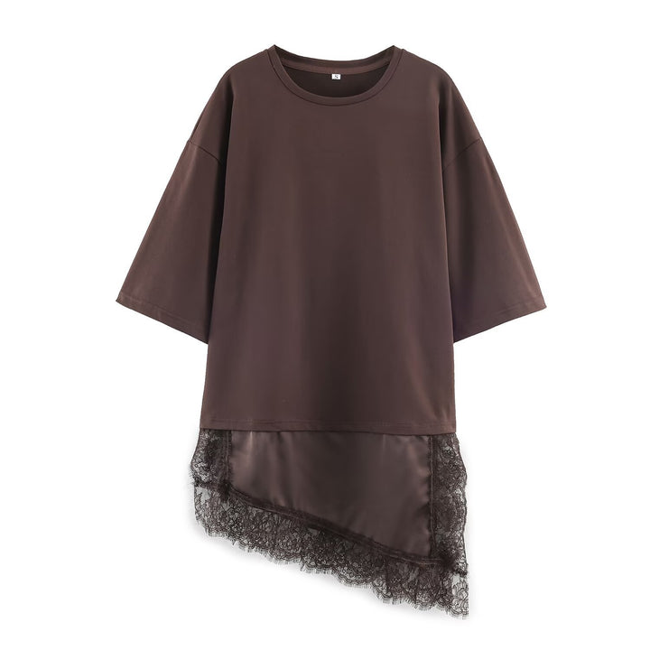 Dame asymmetrisk T-shirt med spetsdetalj Mirla-Eva Jonsson