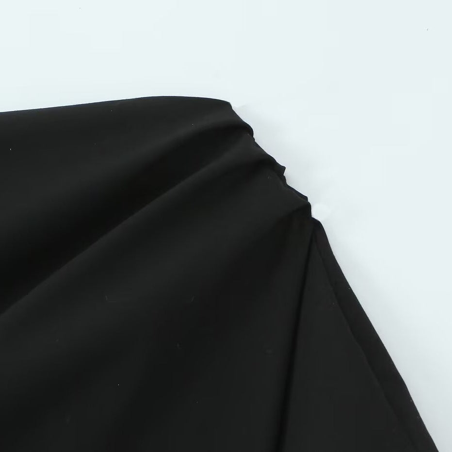 Dame asymmetrisk cocktailklänning med draperad design Mirla-Eva Jonsson