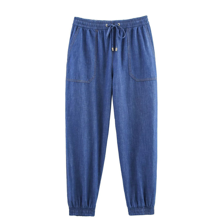 Dame avslappnad denim-set med crop-blus och elastiska byxor Mirla-Eva Jonsson
