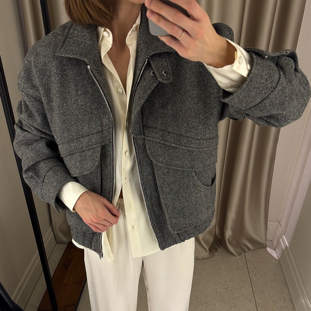 Dame avslappnad oversize-jacka med geometrisk design Mirla-Eva Jonsson