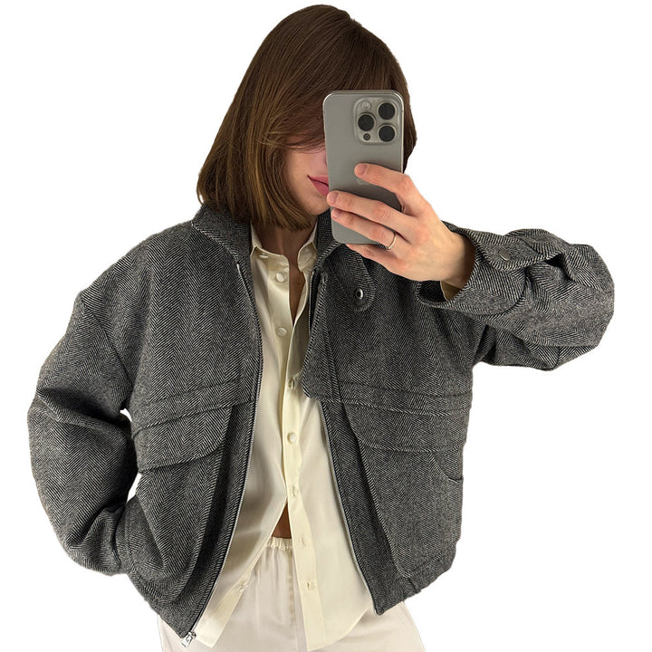 Dame avslappnad oversize-jacka med geometrisk design Mirla-Eva Jonsson
