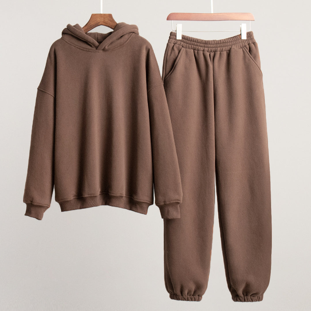 Dame avslappnad sweatshirt- och joggingbyxor-set Mirla-Eva Jonsson