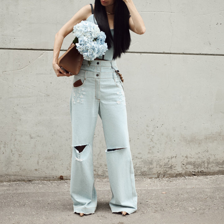 Dame avslappnade high-waist jeans med unika rivdetaljer och lös passform Mirla-Eva Jonsson