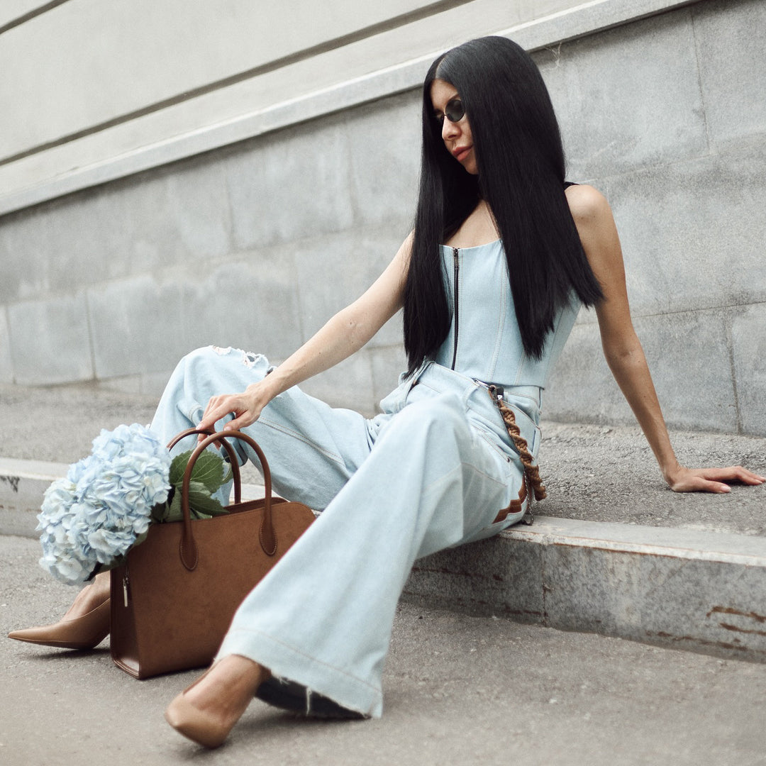 Dame avslappnade high-waist jeans med unika rivdetaljer och lös passform Mirla-Eva Jonsson