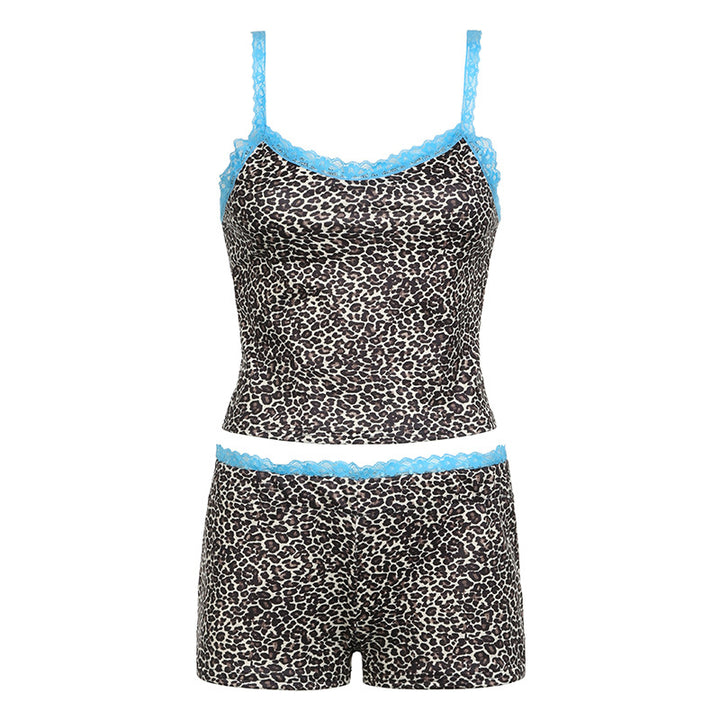 Dame avslappnat pyjamas-set med leopardmönster och spetsprydnader Mirla-Eva Jonsson