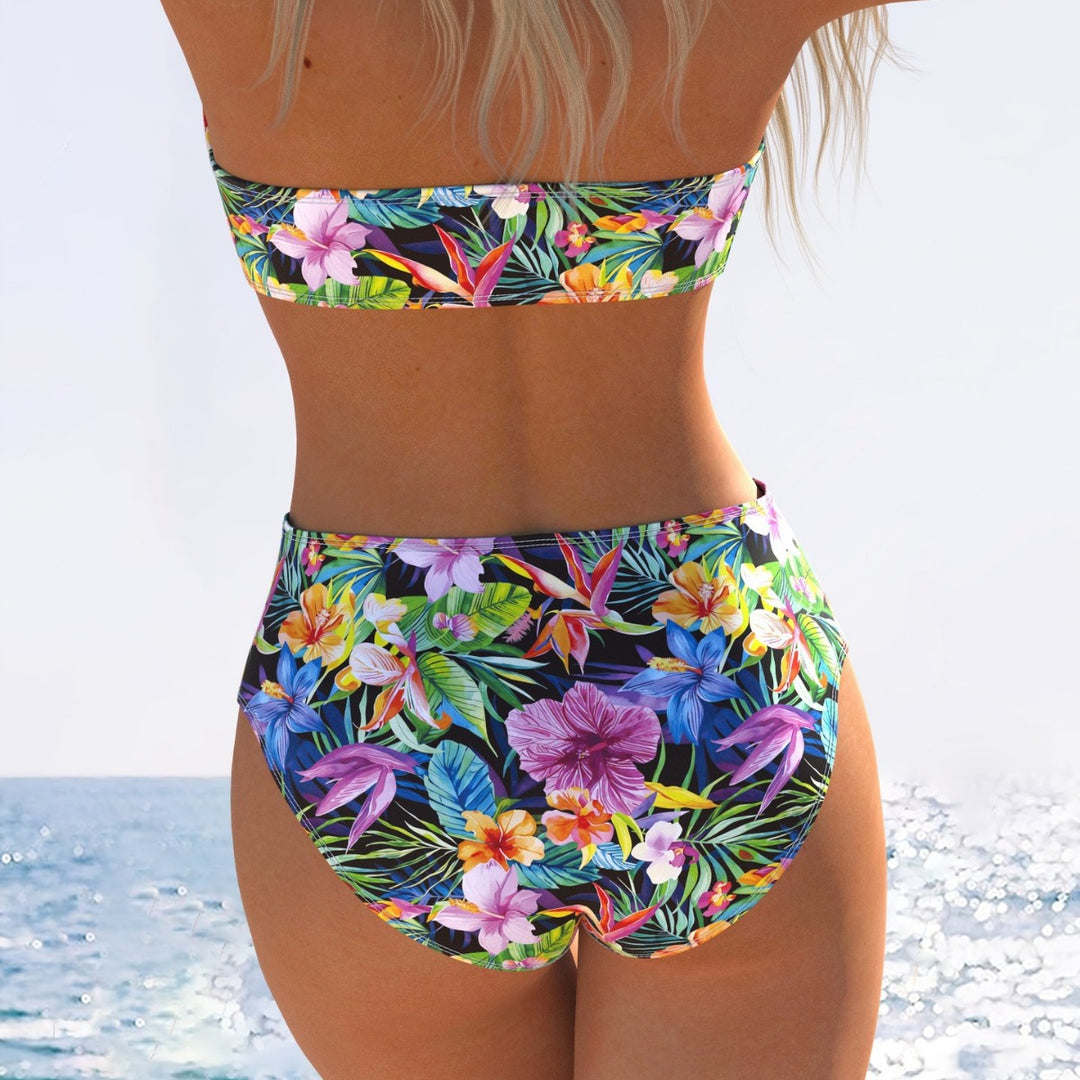 Dame bandeau bikini med hög midja och färgglad tropisk design Mirla-Eva Jonsson