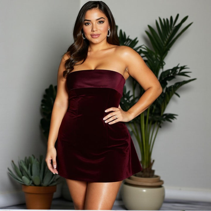 Dame bandeau minikjol med drapering och elegant skärning Mirla-Eva Jonsson