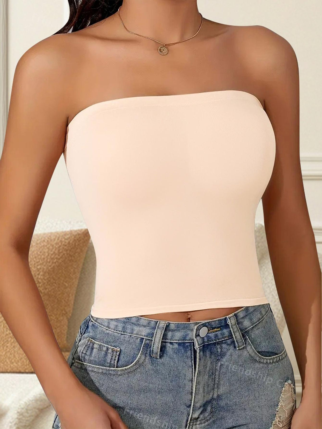 Dame bandeau-top med dekorativ kedje-design och elastisk passform Mirla-Eva Jonsson