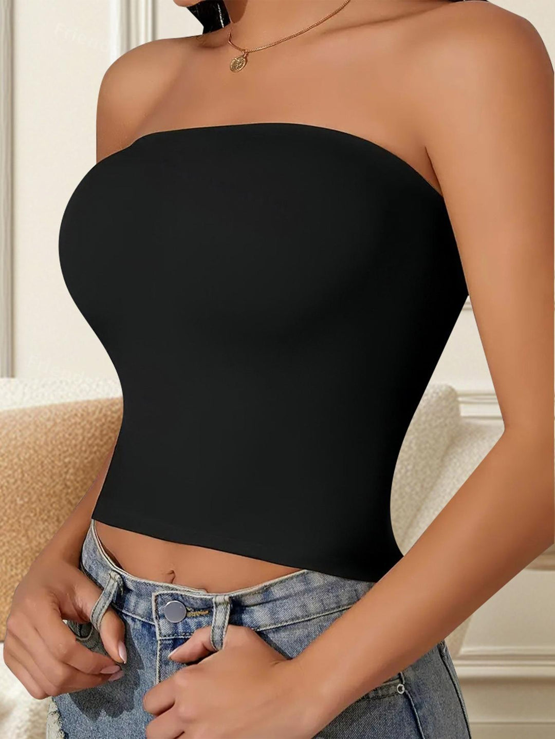 Dame bandeau-top med dekorativ kedje-design och elastisk passform Mirla-Eva Jonsson
