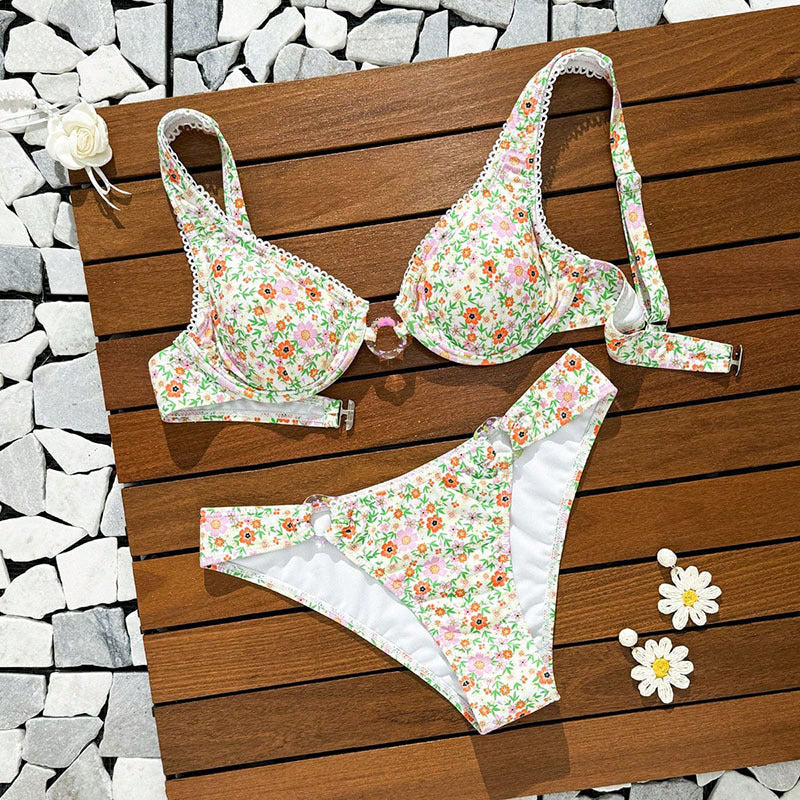 Dame bikini-set med blommönster och justerbara axelband Mirla-Eva Jonsson