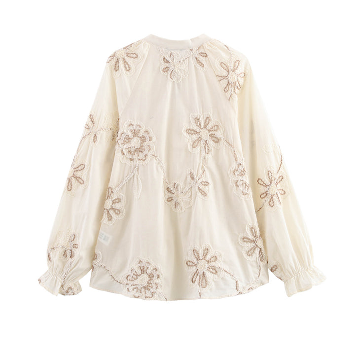 Dame blus med blommig broderad mönster och eleganta kvastar Mirla-Eva Jonsson