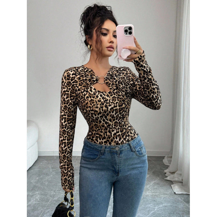 Dame bodysuit med dekorativ detalj med ring och lång ärm Mirla-Eva Jonsson