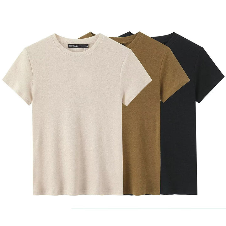 Dame bomulls-T-shirt med bekväm passform och hållbart material Mirla-Eva Jonsson