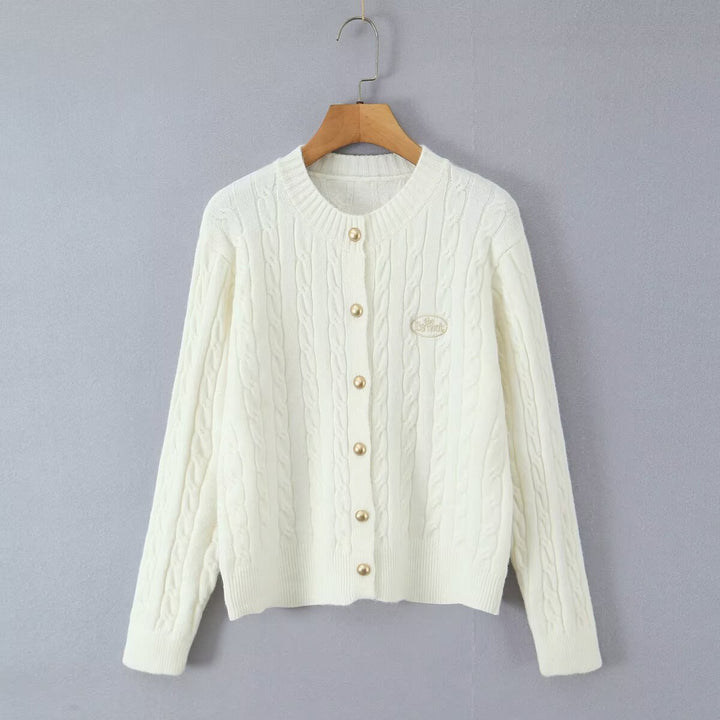 Dame cardigan med elegant flätmönster och pärnknappar Eva Jonsson-Eva Jonsson