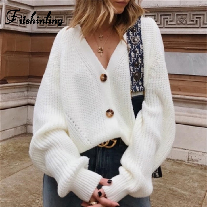 Dame cardigan med oversized snitt och dekorativa knapppdetaljer Mirla-Eva Jonsson