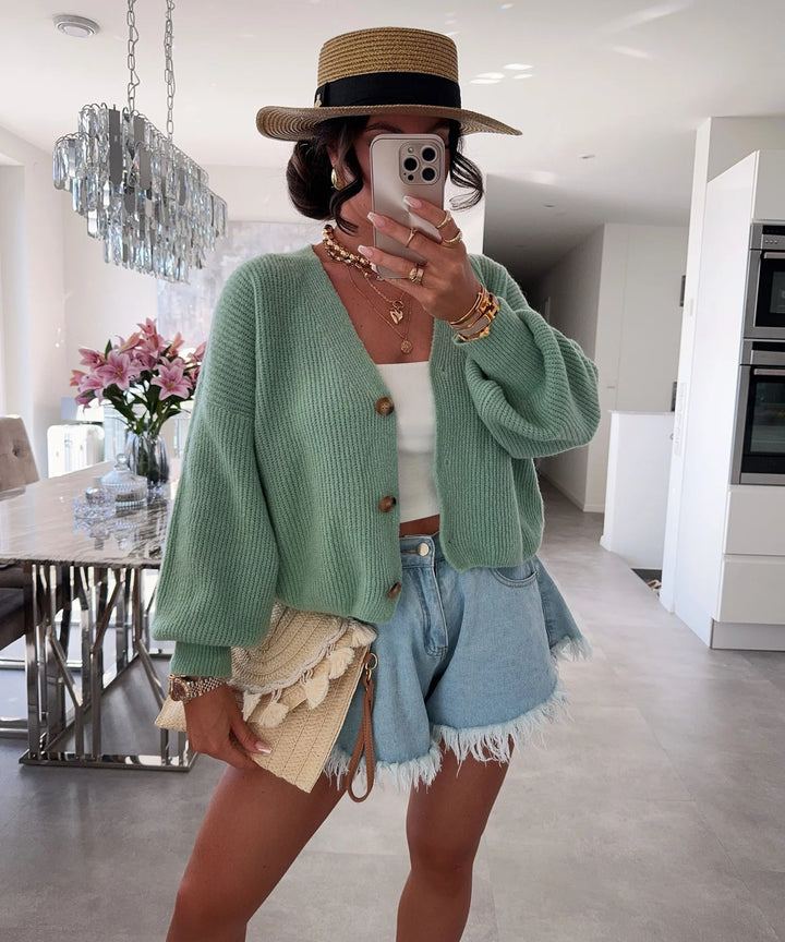 Dame cardigan med voluminösa ärmar och högkvalitativa träknappar Eva Jonsson-Eva Jonsson