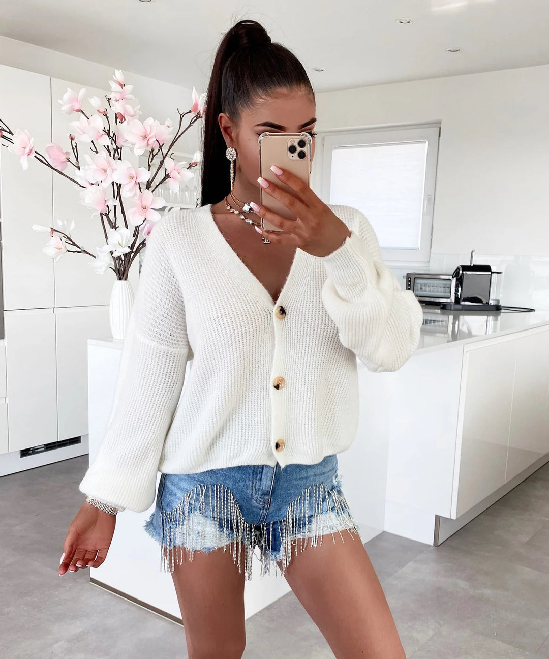 Dame cardigan med voluminösa ärmar och högkvalitativa träknappar Eva Jonsson-Eva Jonsson