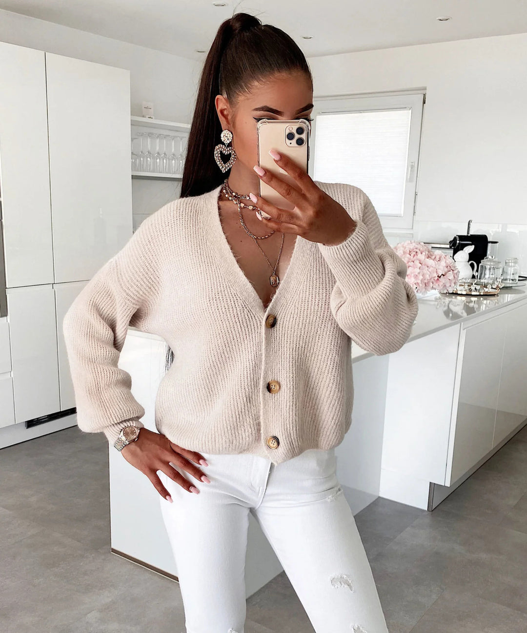 Dame cardigan med voluminösa ärmar och högkvalitativa träknappar Eva Jonsson-Eva Jonsson