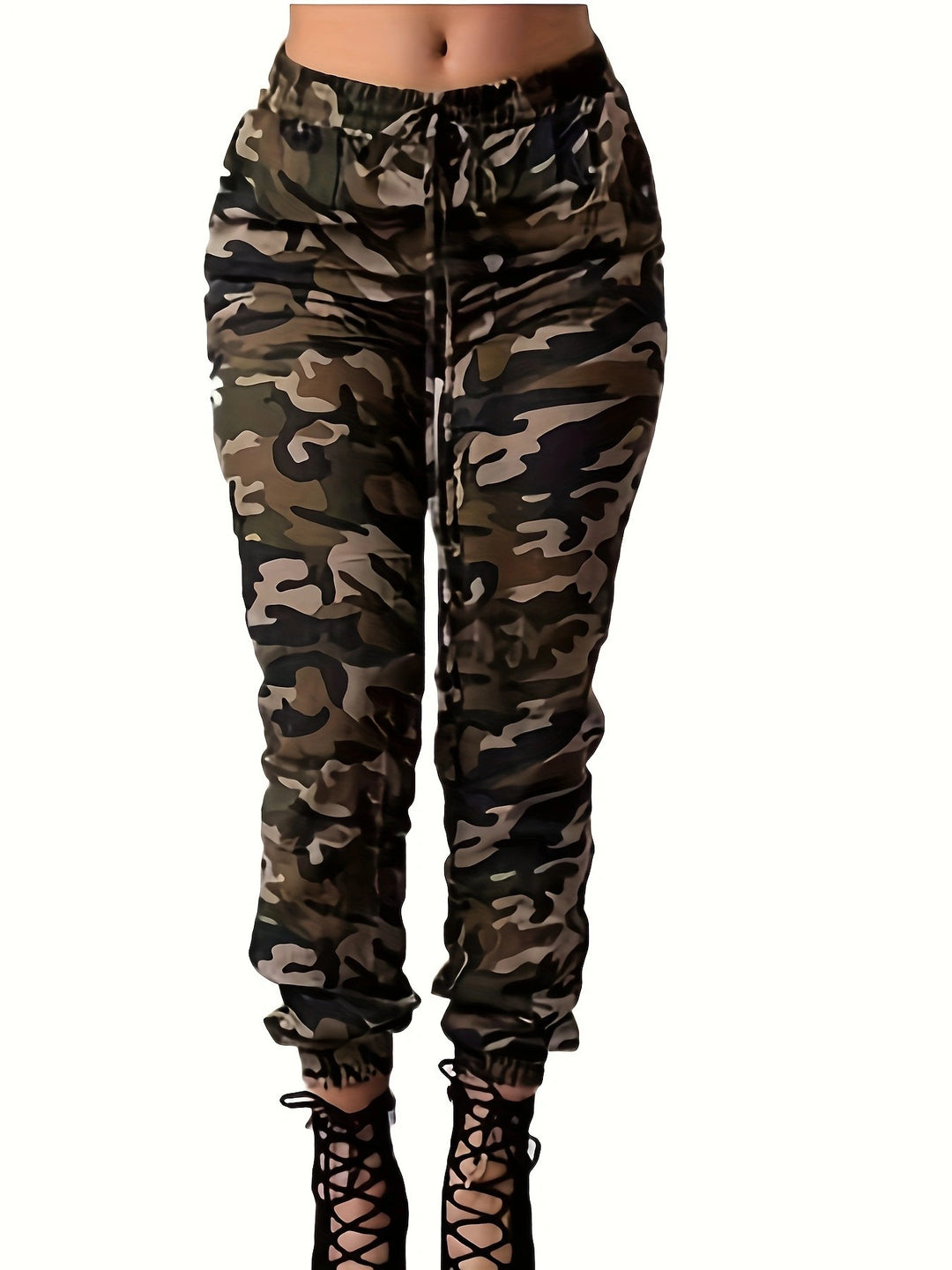 Dame cargobyxa med elastisk midja och camouflage-mönster Mirla-Eva Jonsson