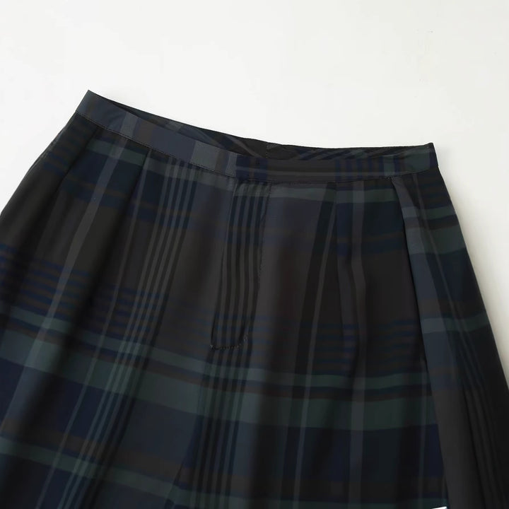 Dame carrot pants with modern check pattern and relaxed fit Mirla-Eva Jonsson