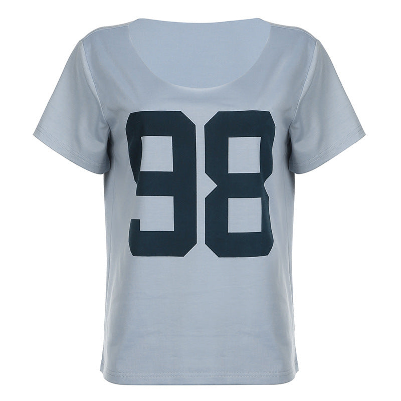 Dame casual V-neck T-shirt med sportmotiv Mirla-Eva Jonsson