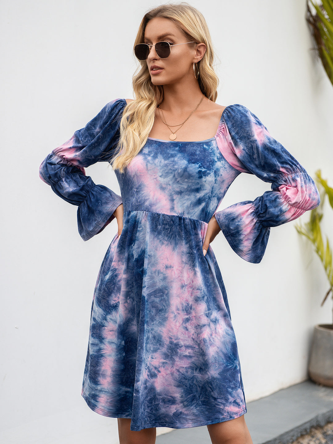 Dame casual klänning med puffärmar och trendig färggradient Eva Jonsson-Eva Jonsson