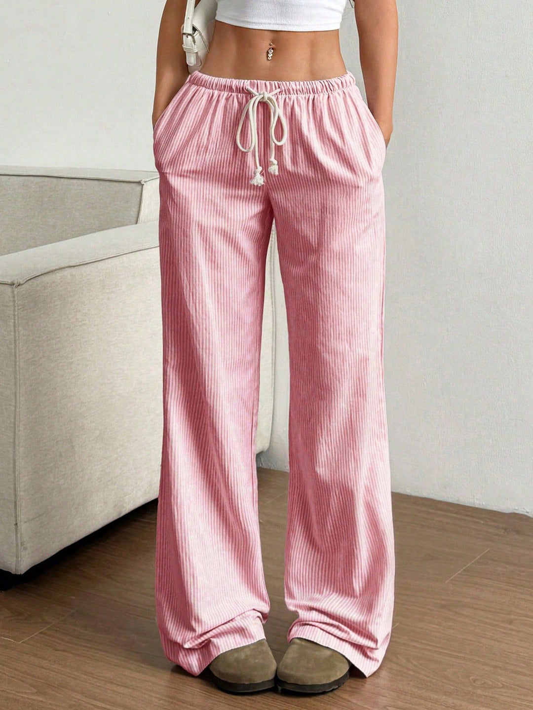 Dame casual loose-fitting striped pants with elastic waistband and drawstring Mirla-Eva Jonsson