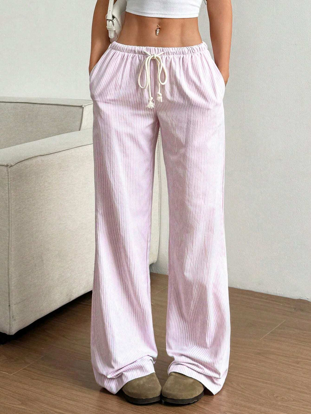 Dame casual loose-fitting striped pants with elastic waistband and drawstring Mirla-Eva Jonsson