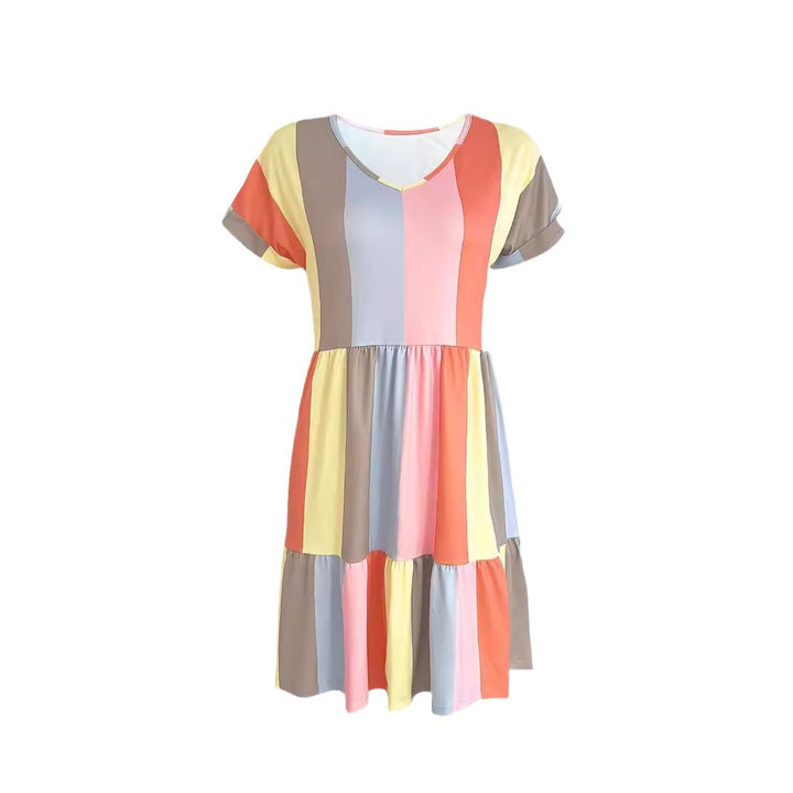 Dame casual sommarklänning i modern randdesign med V-hals och volang Mirla-Eva Jonsson