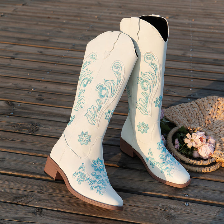 Dame cowboy stövlar med handgjorda blomsterdetaljer och bekväm klack Mirla-Eva Jonsson