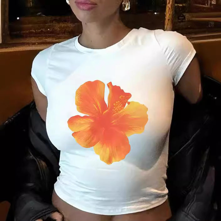 Dame crop-t-shirt med kreativa slipsdetaljer Mirla-Eva Jonsson