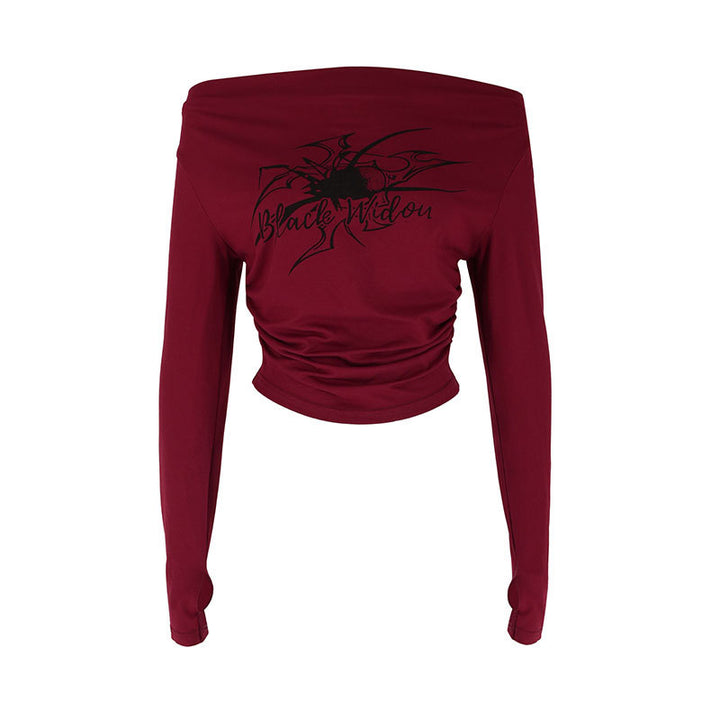 Dame cropped långärmad tröja med off-shoulder design och innovativ batiktryck Mirla-Eva Jonsson