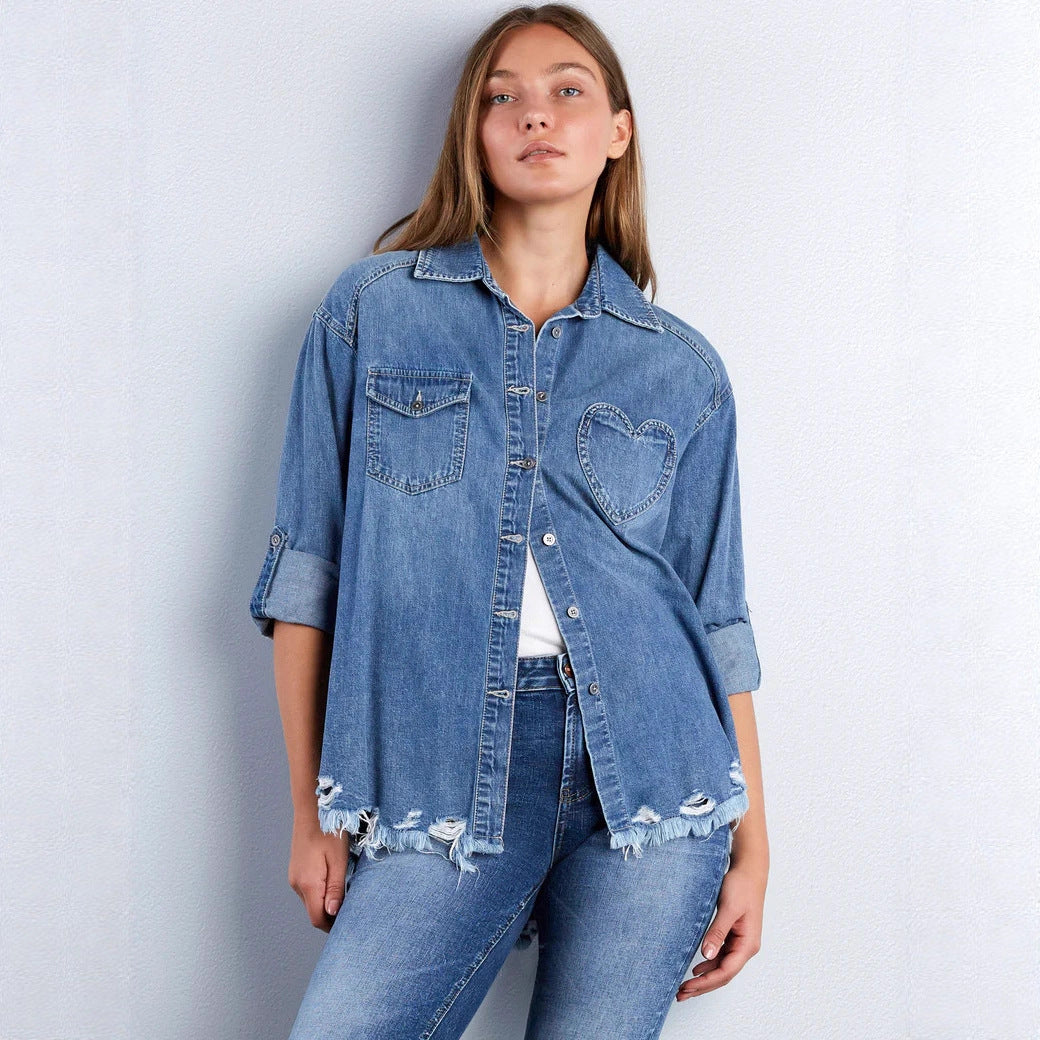 Dame denim blouse with heart appliqué and fringed hem Mirla-Eva Jonsson