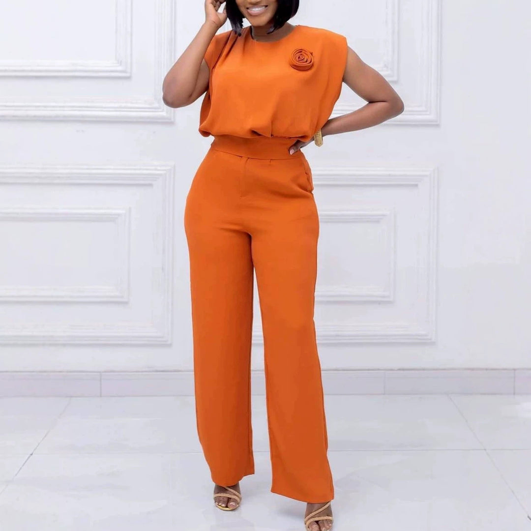 Dame elegant All-in-One-jumpsuit med blommig detalj Mirla-Eva Jonsson